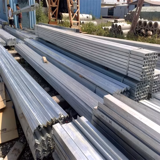 Vendedor de fábrica Diseños de barandillas Balcón de vidrio Espiga de balaustrada Proveedor profesional Espiga de vidrio ajustable en ángulo para espiga de barandilla de vidrio Mancha de barandilla de vidrio