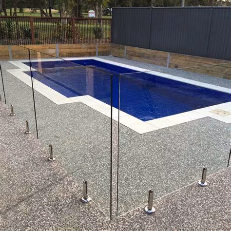 Grifo de valla de piscina de vidrio con acabado de espejo / Grifo de balaustrada de fijación de vidrio Grifo de barandilla de vidrio sin marco de acero inoxidable